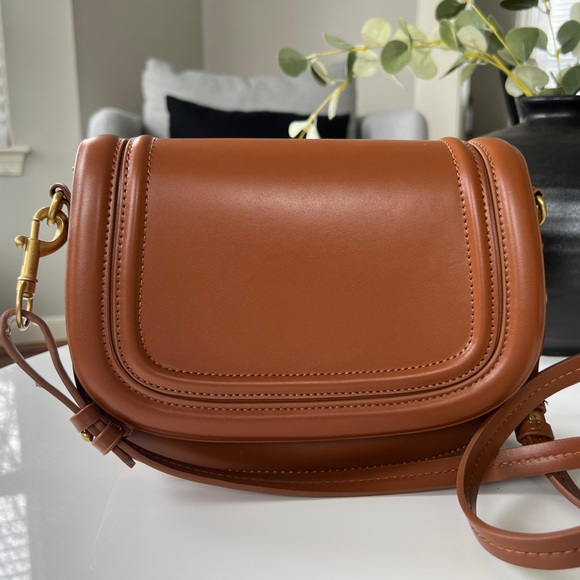 Zara Handbags - Zara Crossbody Saddle Bag in Tan